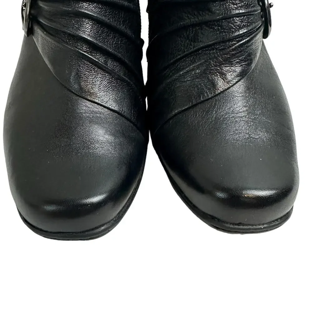 Clarks Sugar Charm Bootie Style Pump Shoe Heels Black Leather Size 7